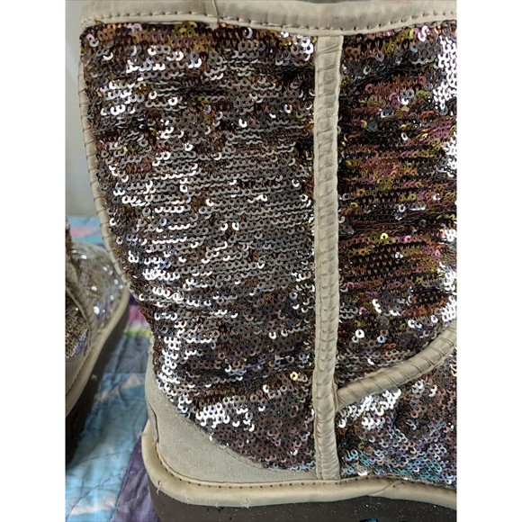 Ugg Boots Womens Brown Multicolor Sequin Sheepskin Lining Size 5 - Picture 4 of 9
